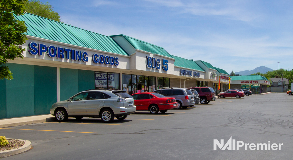Valley Fair Retail